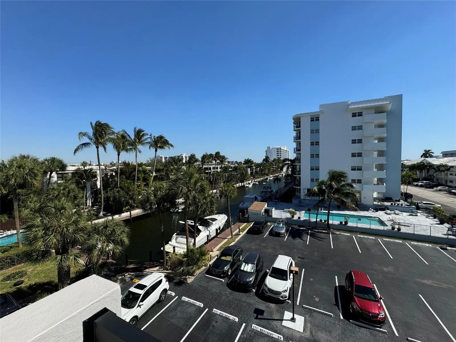 4800 Bayview Drive # 406, Fort Lauderdale FL 33308