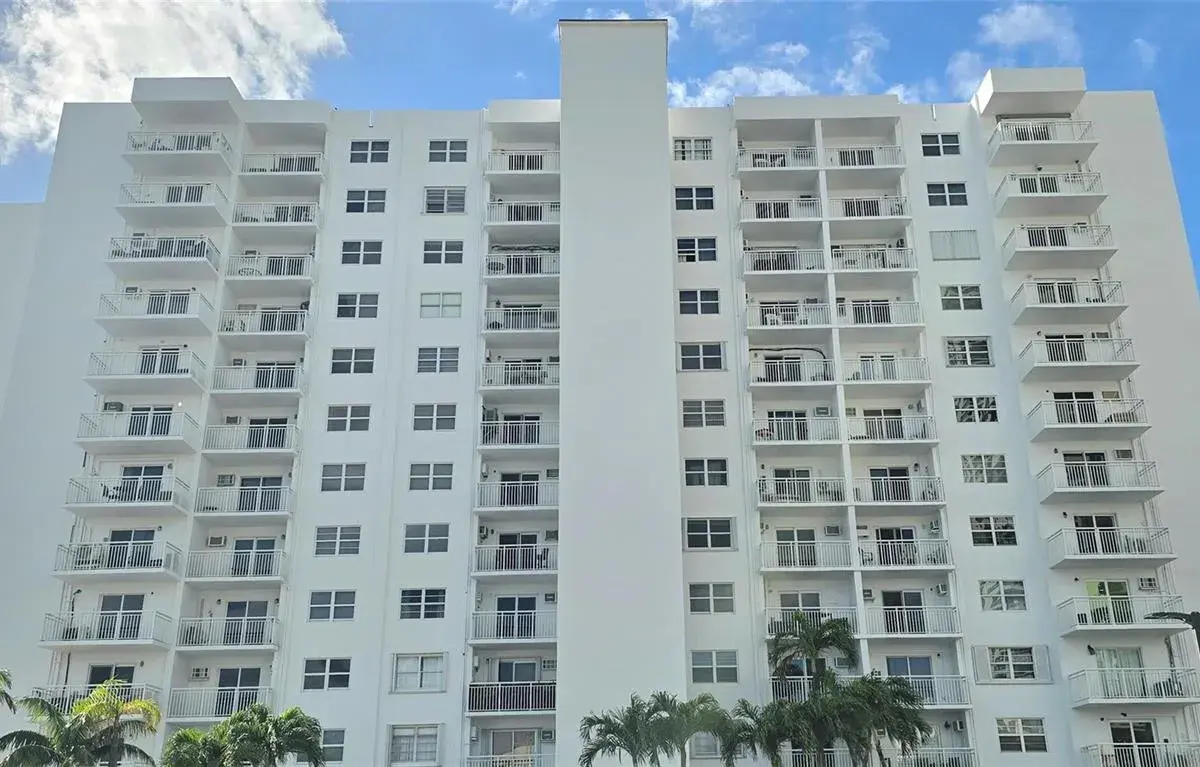 200 S Birch Road # 121, Fort Lauderdale FL 33316