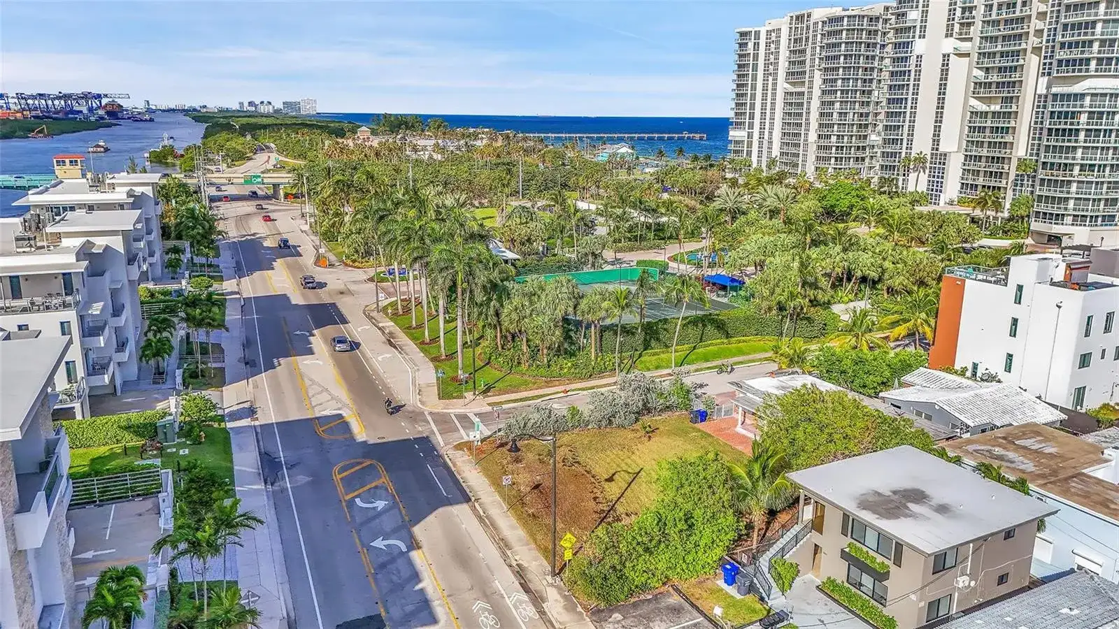 356 Balboa Street, Hollywood FL 33019 photo 5