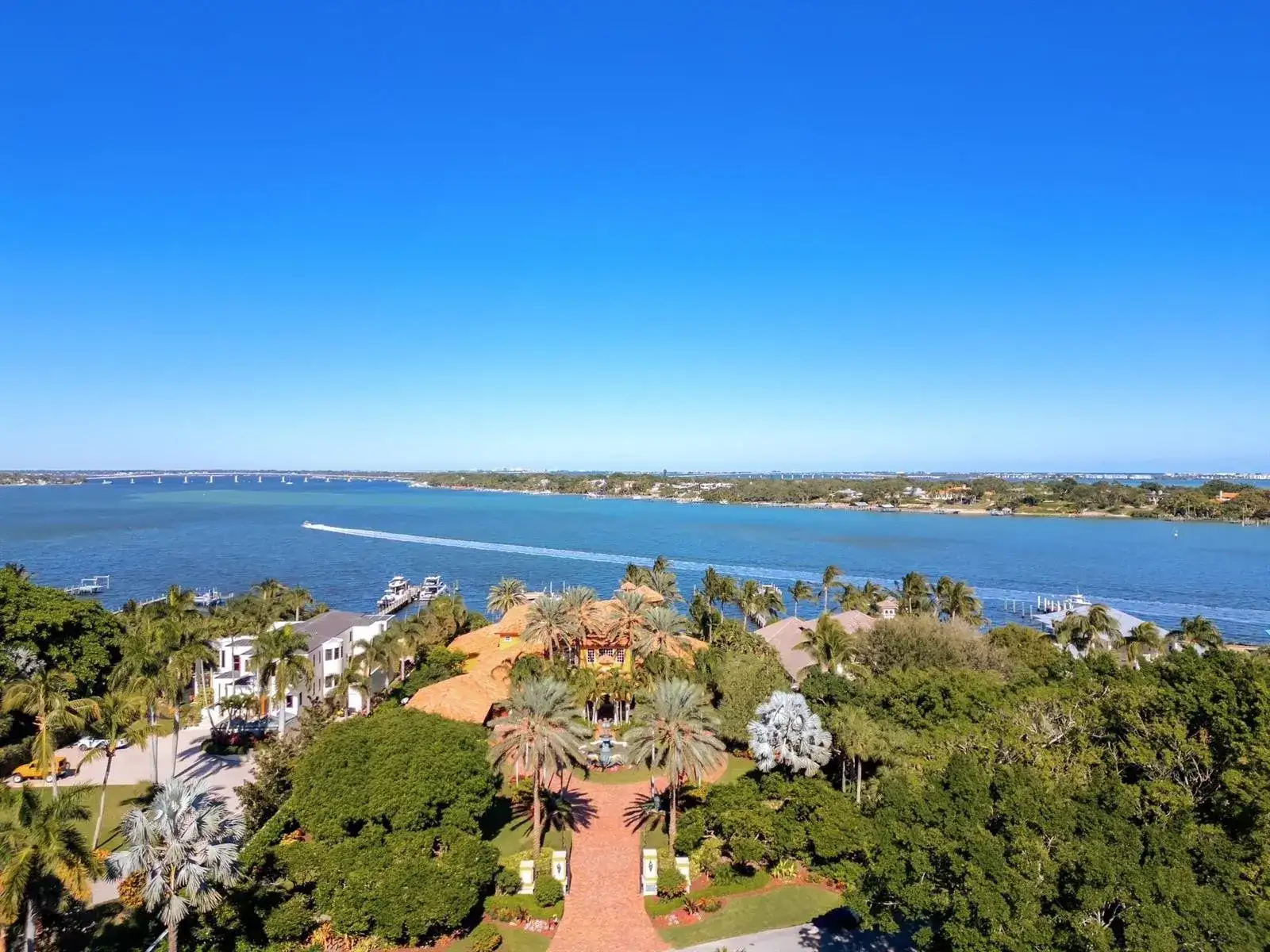 4089 SE Old Saint Lucie Boulevard, Stuart FL 34996 photo 2