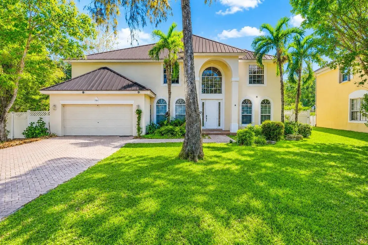 9526 NW 52nd Place, Coral Springs FL 33076