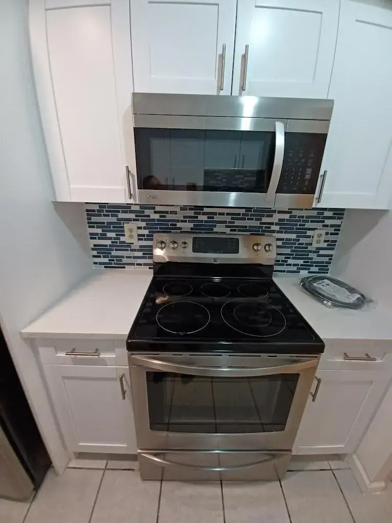 10036 Twin Lakes Drive # 37F, Coral Springs FL 33071