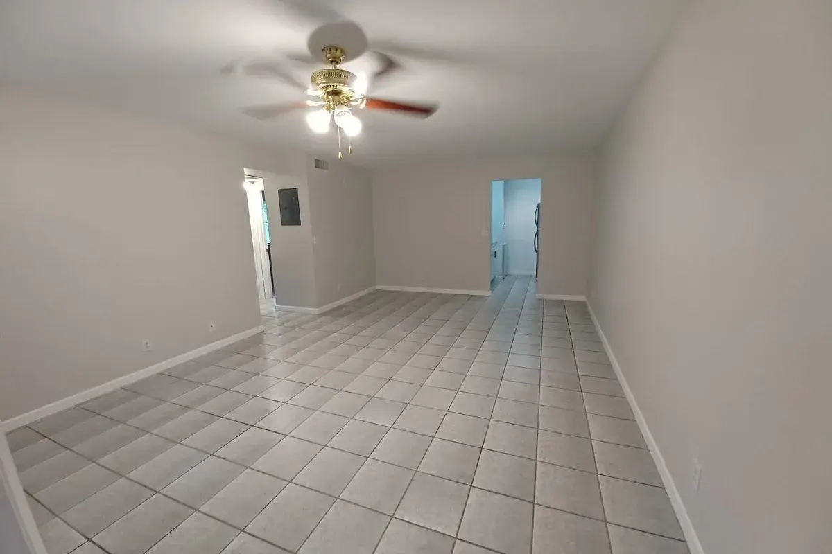 10036 Twin Lakes Drive # 37F, Coral Springs FL 33071