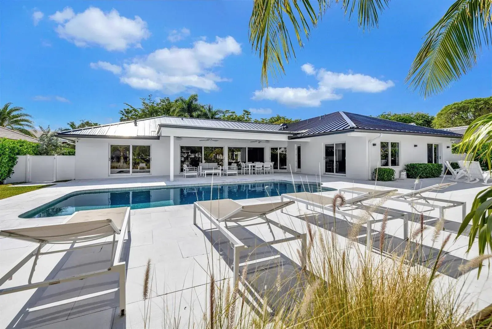 41 S Compass Drive, Fort Lauderdale FL 33308