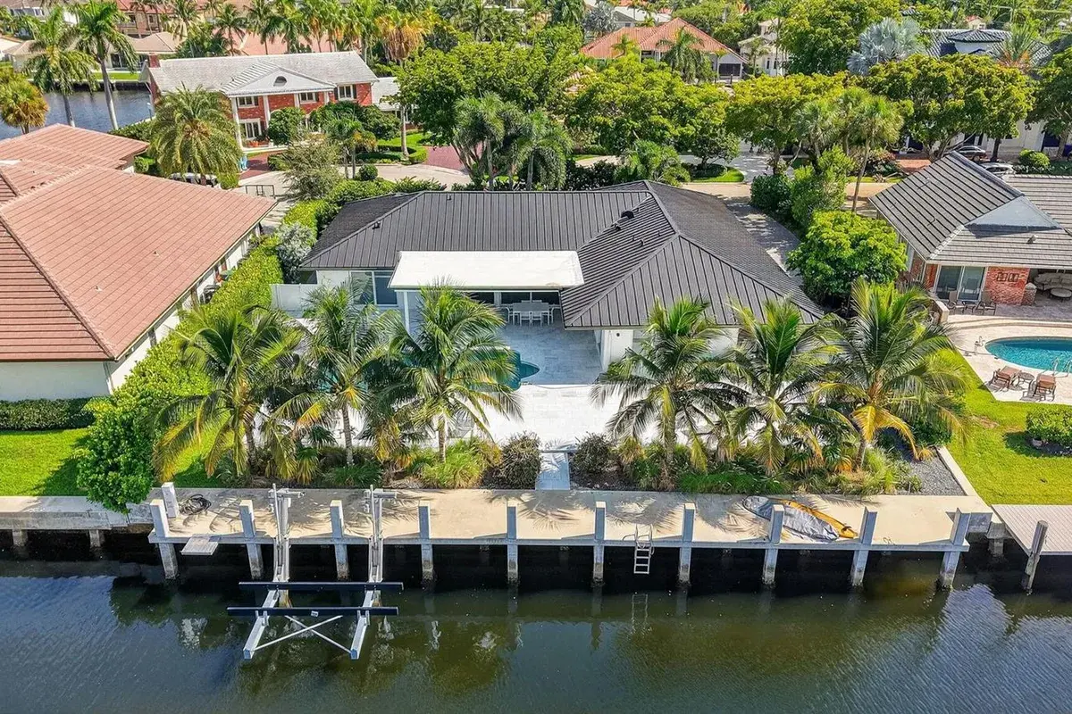 41 S Compass Drive, Fort Lauderdale FL 33308
