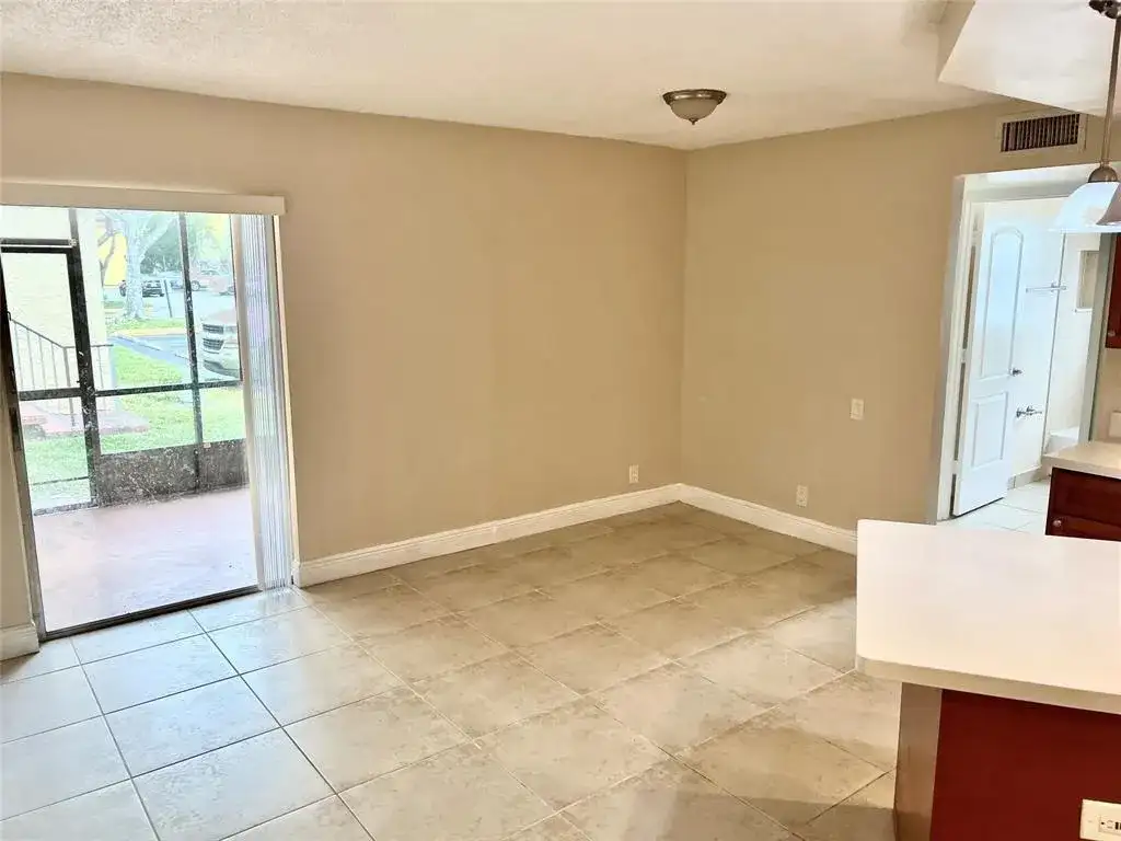 4425 Treehouse Lane # A, Tamarac FL 33319 photo 2