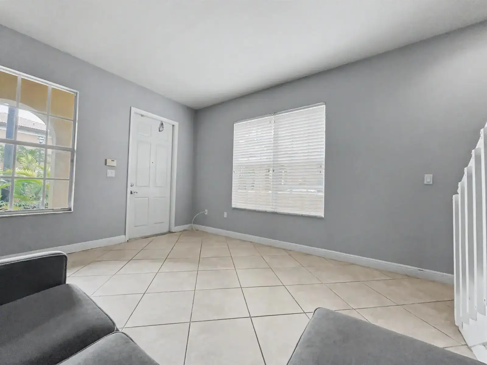 6927 Julia Gardens Drive, Coconut Creek FL 33073 photo 4