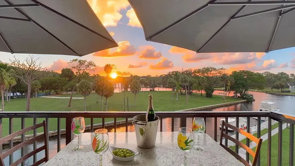 1350 River Reach Drive # 417, Fort Lauderdale FL 33315