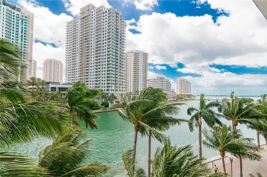 465 Brickell Avenue # 419, Miami FL 33131 photo 2