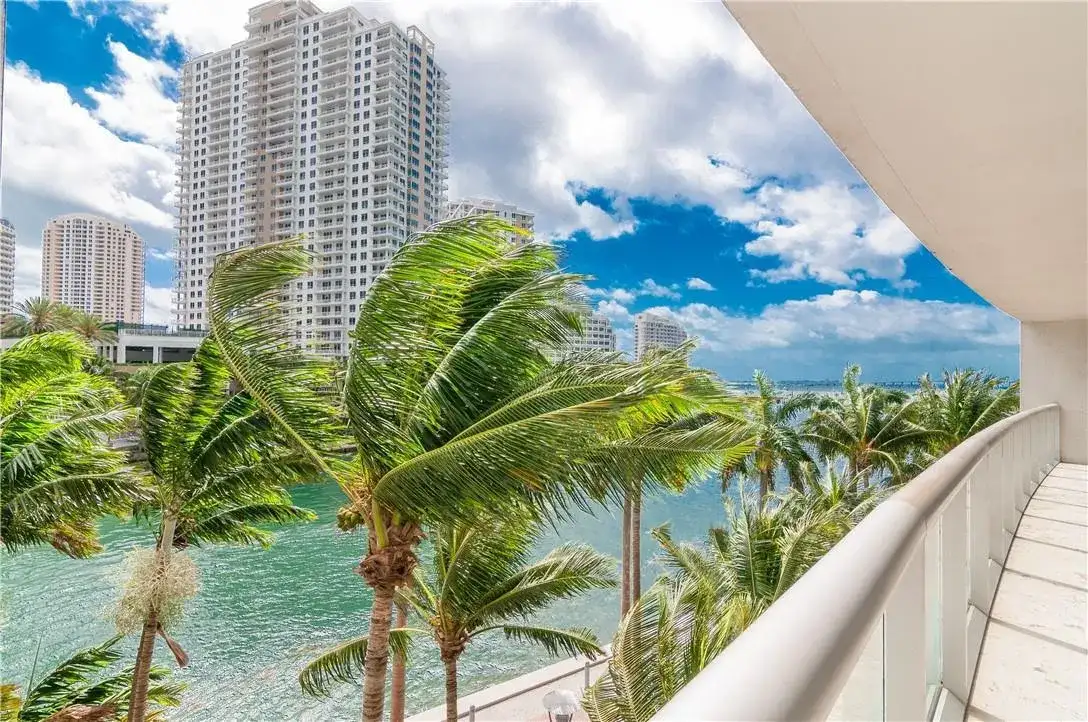 465 Brickell Avenue # 419, Miami FL 33131 photo 3