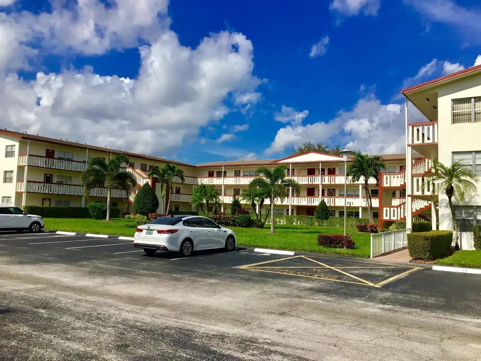 336 Brighton H # 336, Boca Raton FL 33434 photo 2