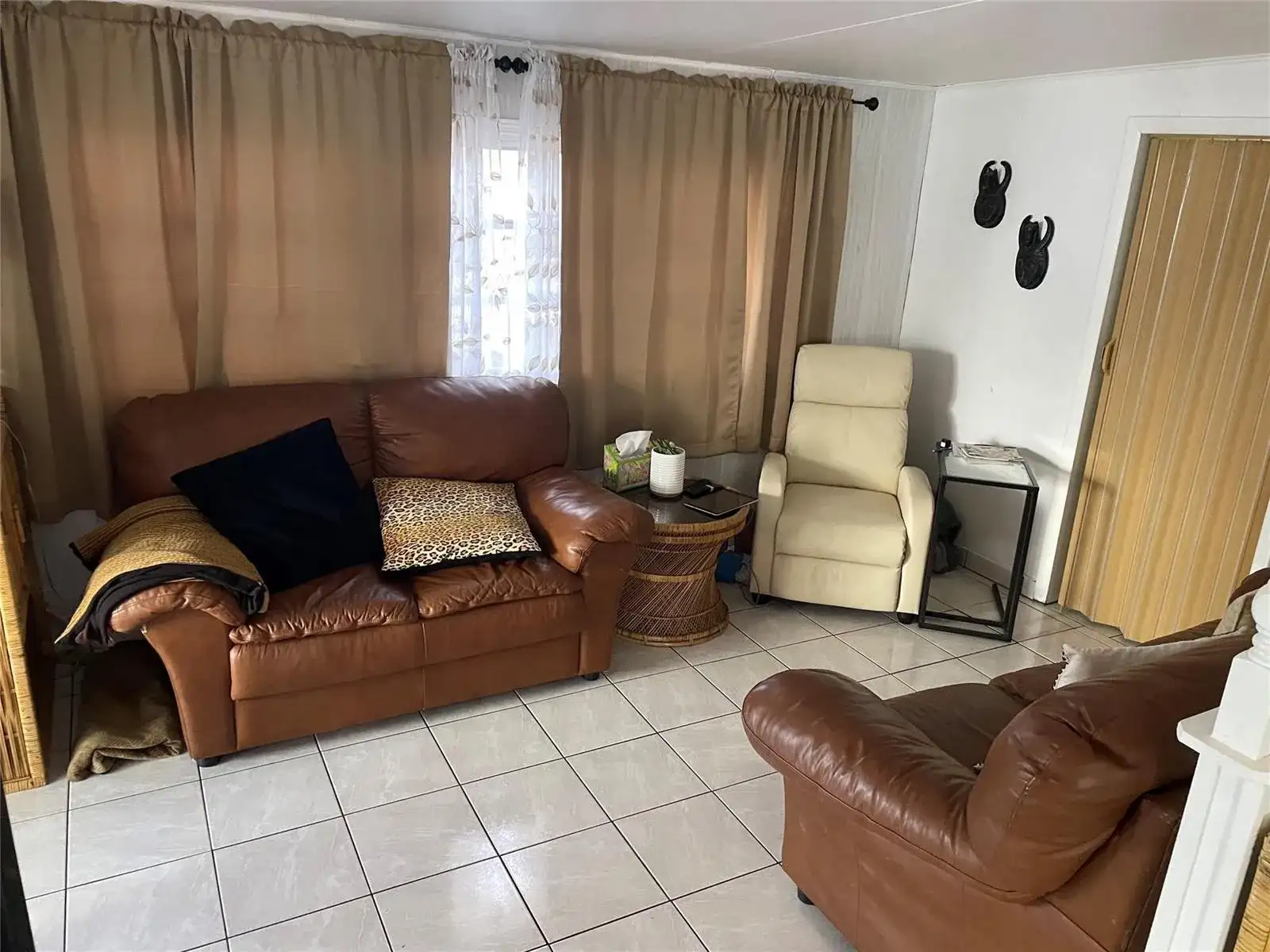 8610 SW 18th Court, Davie FL 33324 photo 4
