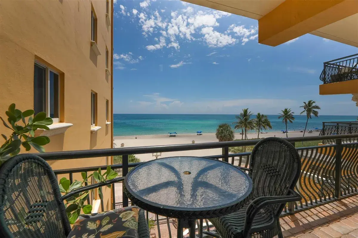 1815 N Surf Road # 403, Hollywood FL 33019