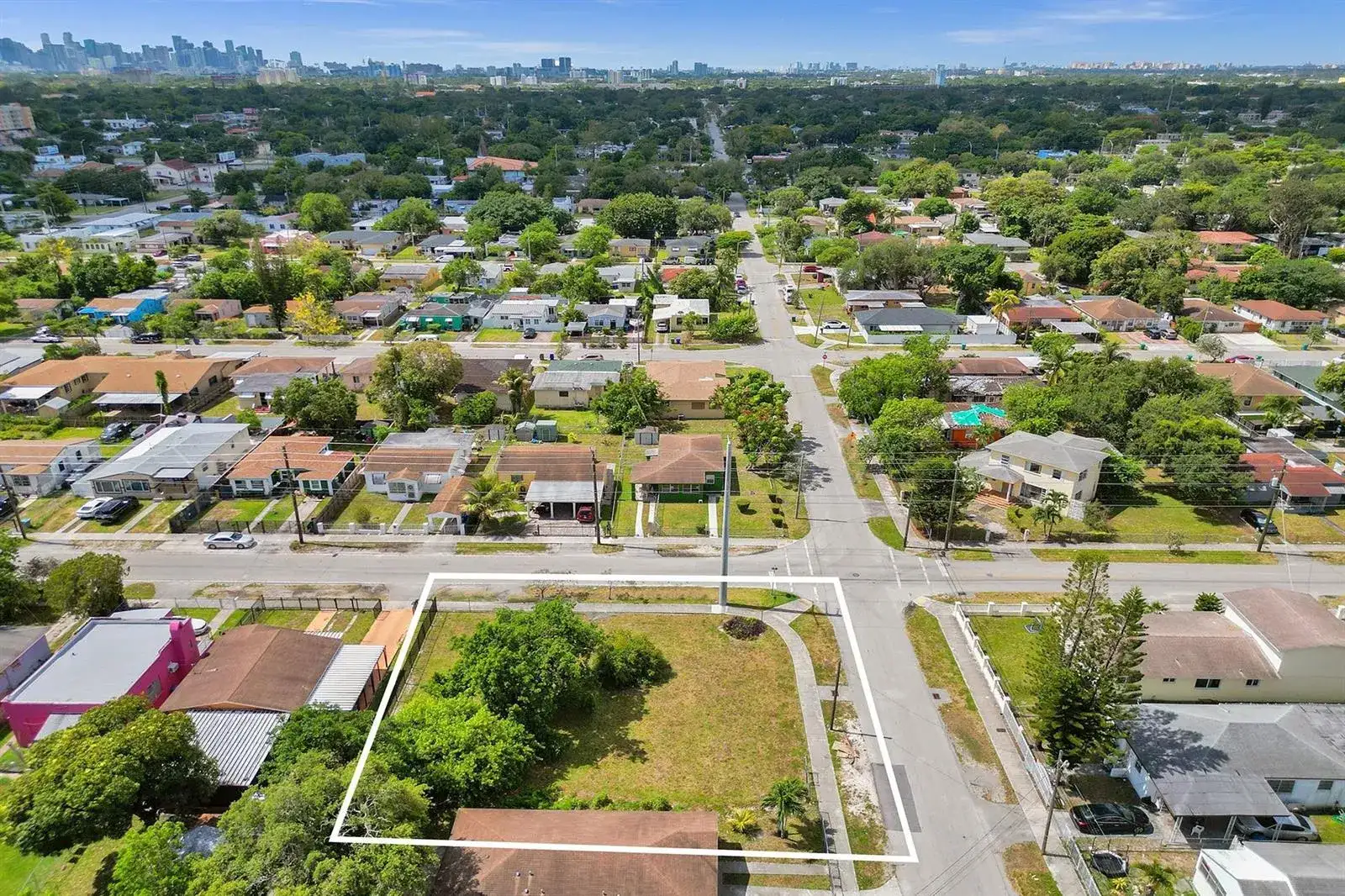 1895 NW 58th Street, Miami FL 33142 photo 3