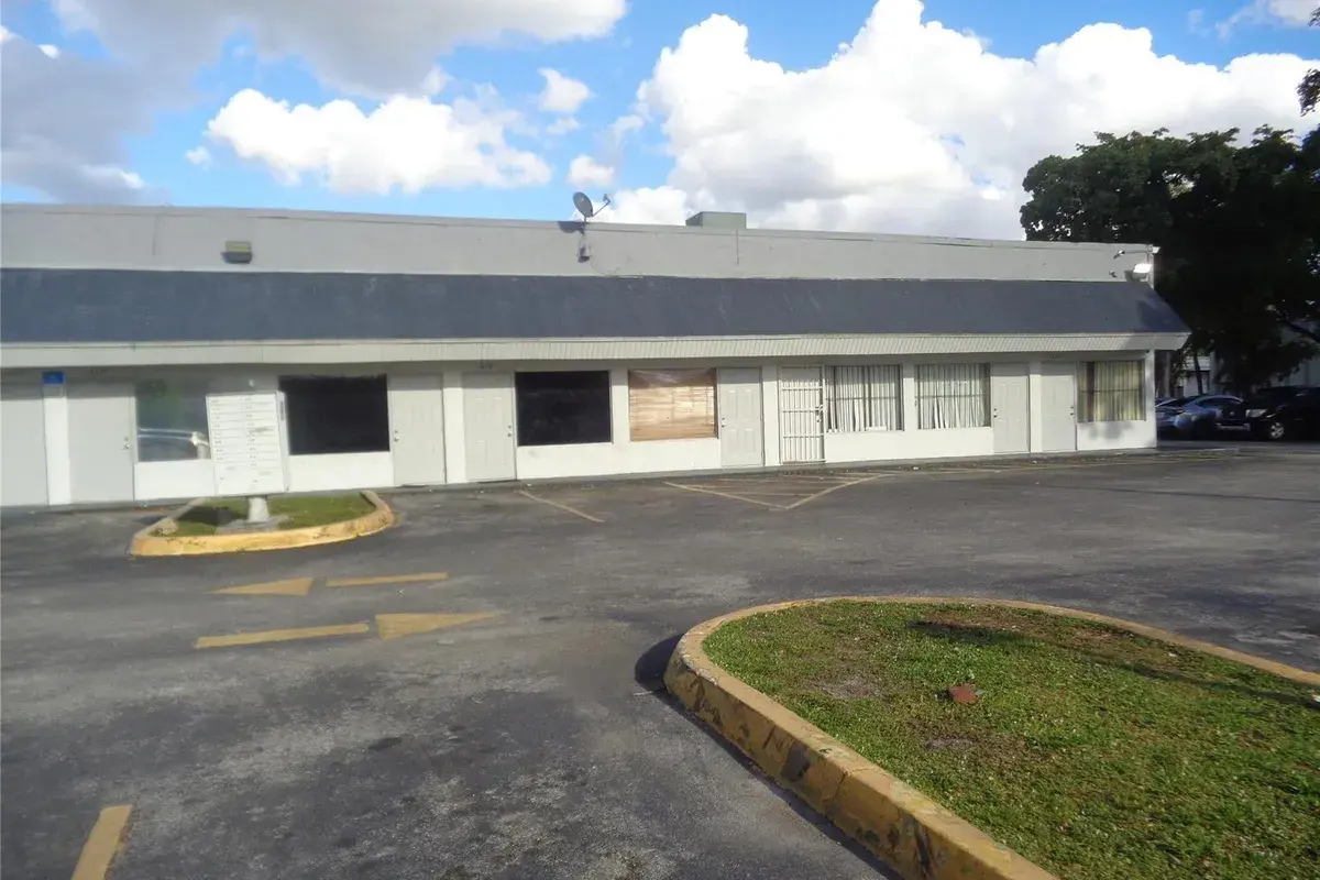 1612 NW 38th Avenue, Fort Lauderdale FL 33311