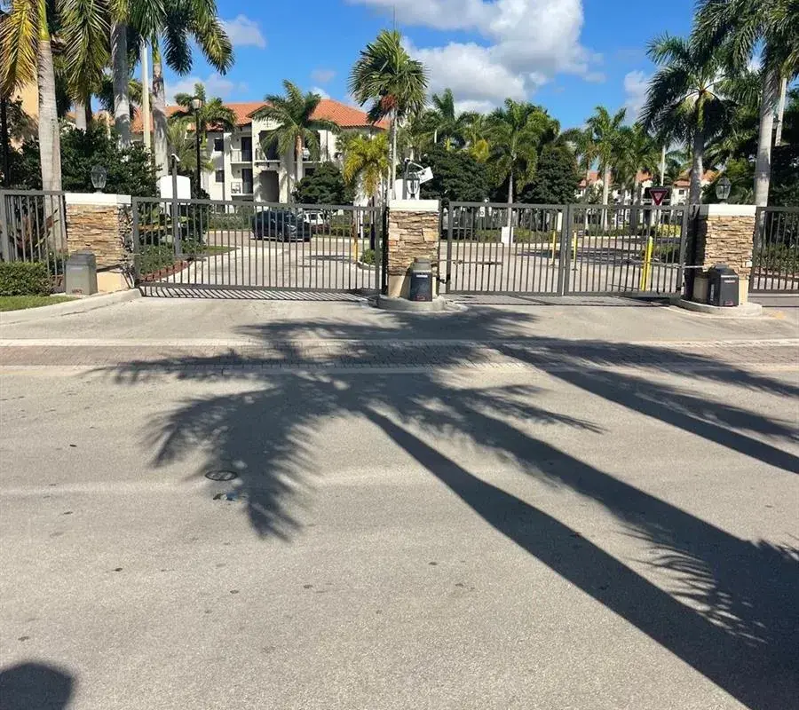 5454 NW 27 Street # 5454, Margate FL 33063