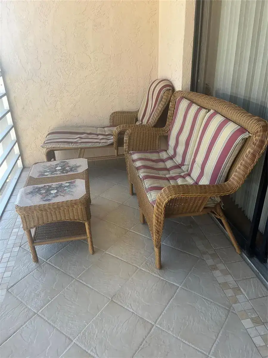 1800 sw 81 Ave N 81 Ave Lauderdale Avenue # 1418, North Lauderdale FL 33068 photo 3