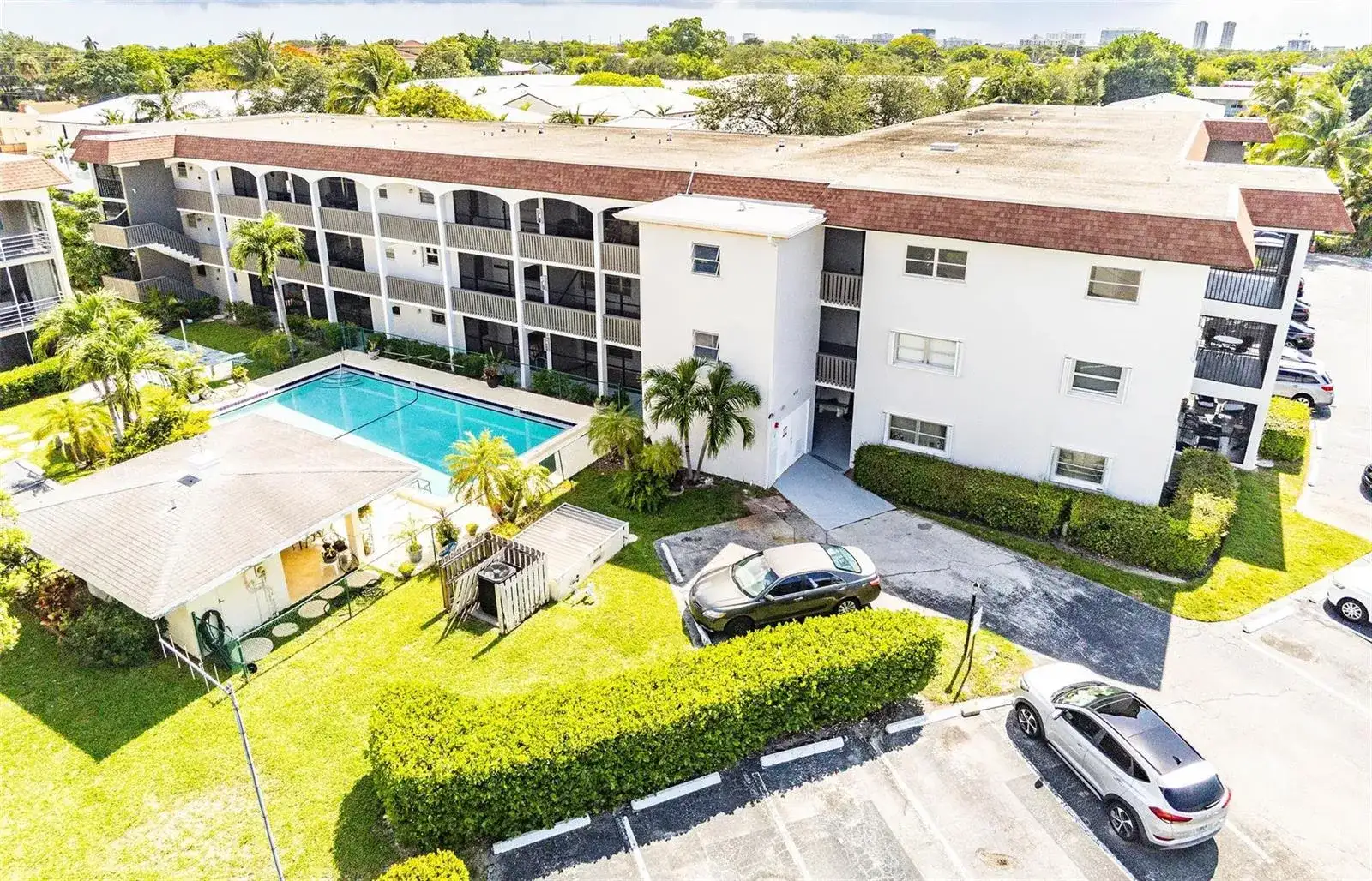 651 Pine Drive # 306, Pompano Beach FL 33060 photo 4