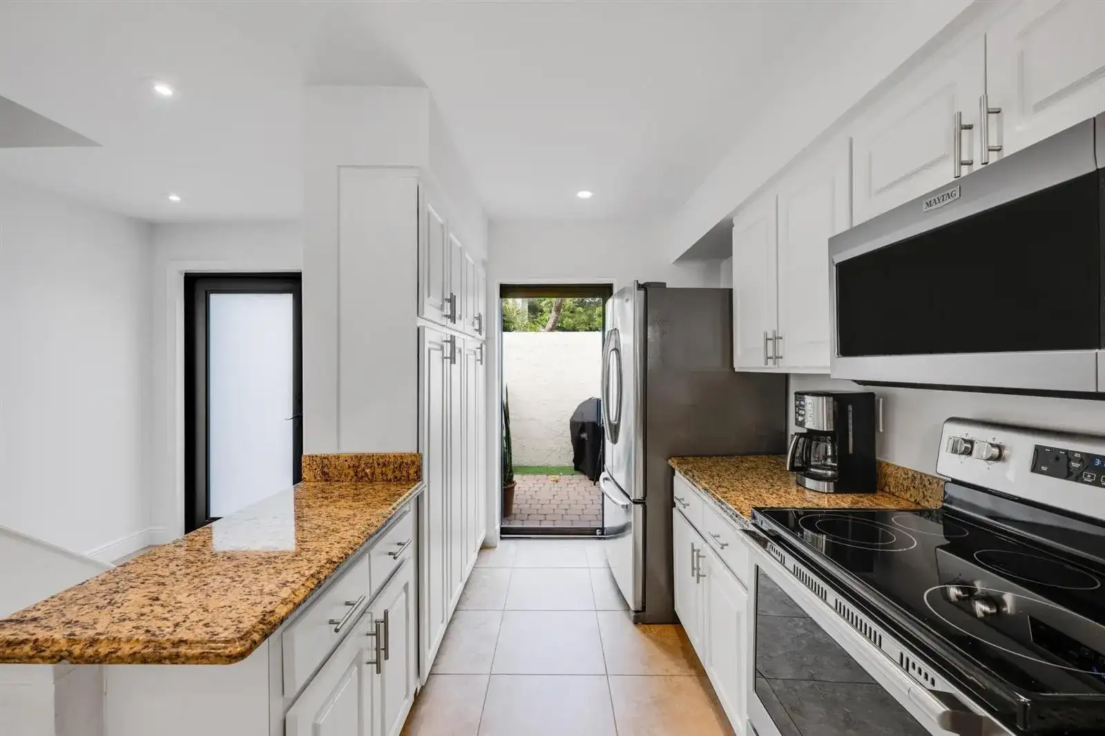 547 NE 7th Avenue # 3a, Fort Lauderdale FL 33301 photo 4