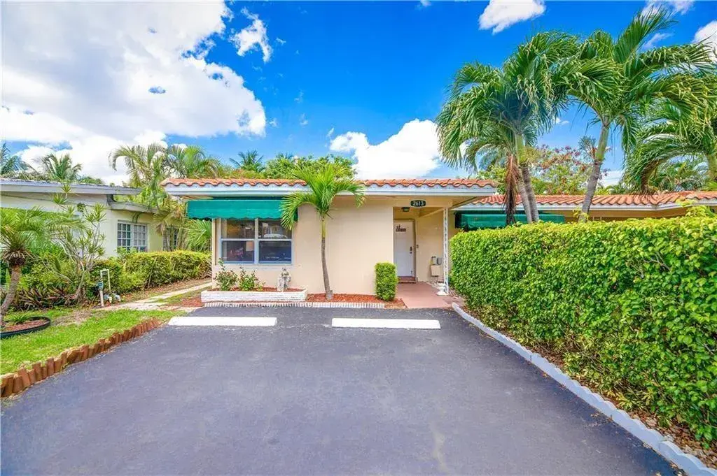 2613-2615 NE 33rd Avenue, Fort Lauderdale FL 33308