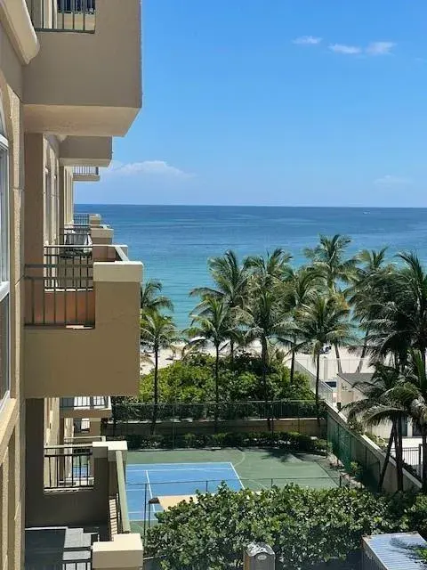 2080 S Ocean Drive # 505, Hallandale Beach FL 33009
