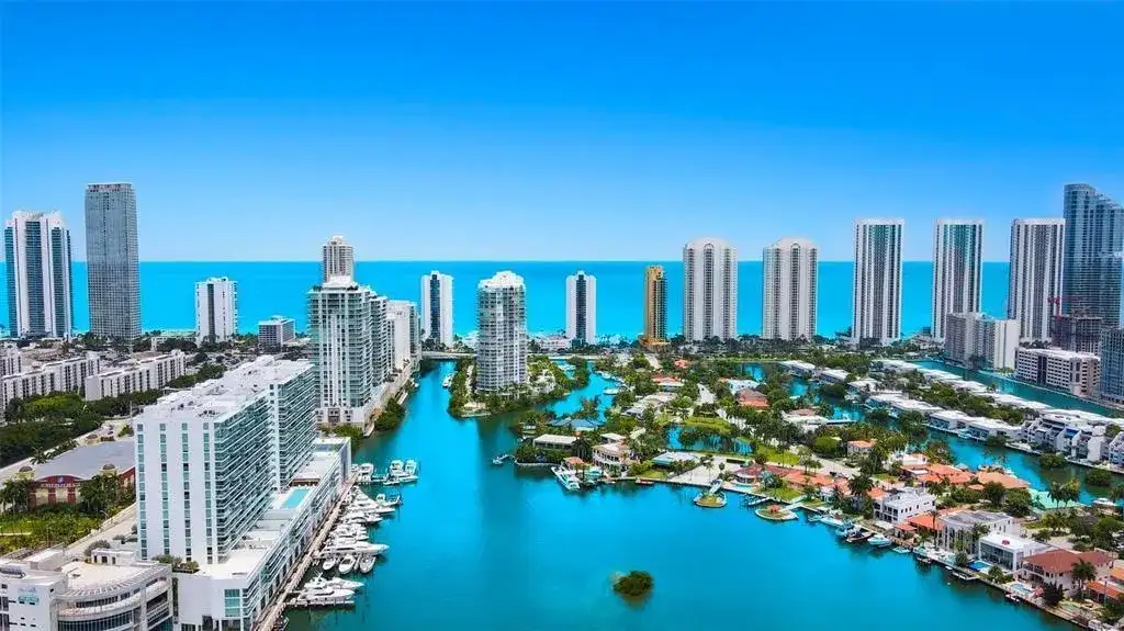 400 Sunny Isles Boulevard # 2005, Sunny Isles Beach FL 33160 photo 2