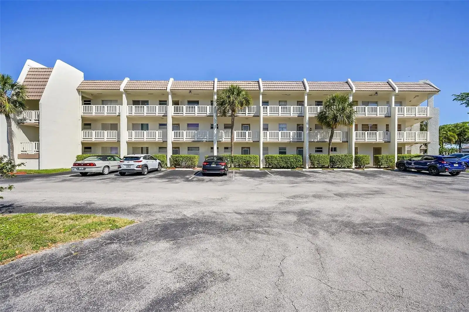 6800 Royal Palm Boulevard # 102, Margate FL 33063 photo 3