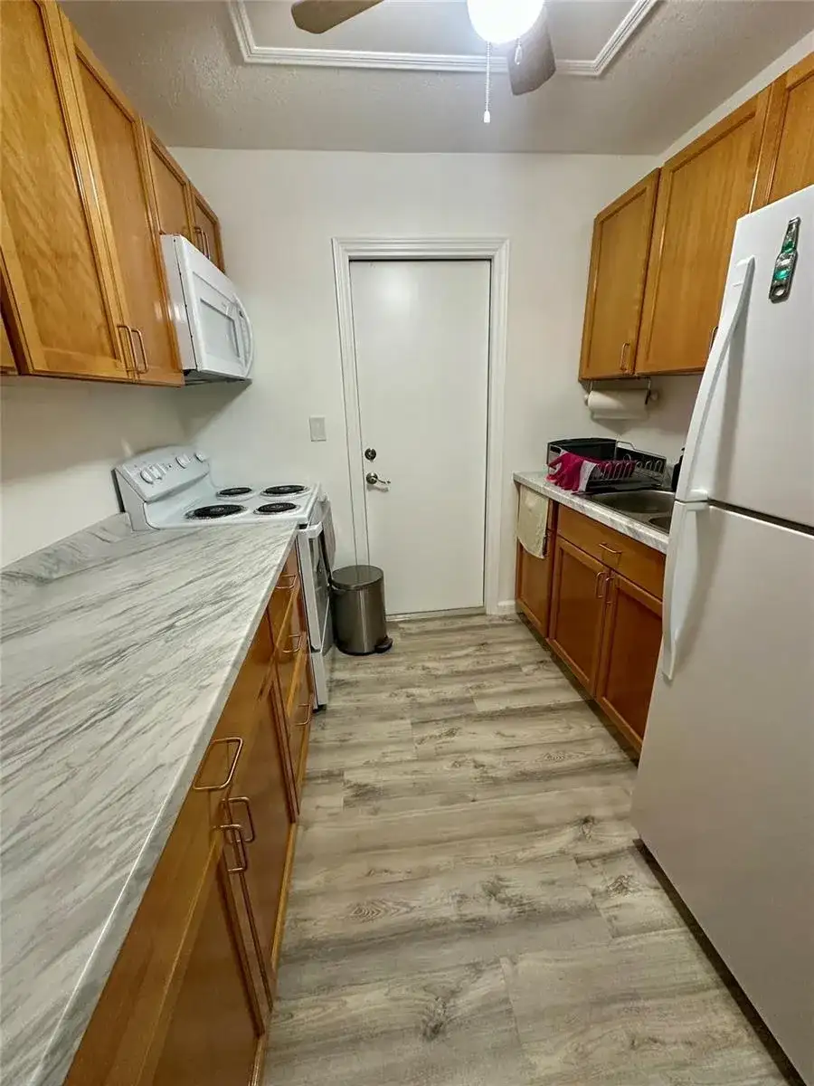 348 S Federal Highway # 6, Dania Beach FL 33004 photo 5