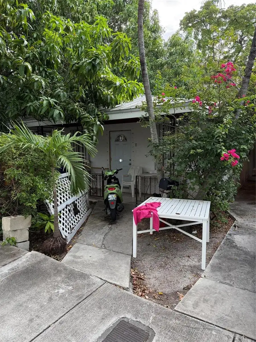 414 Virginia Street, Key West FL 33040 photo 5