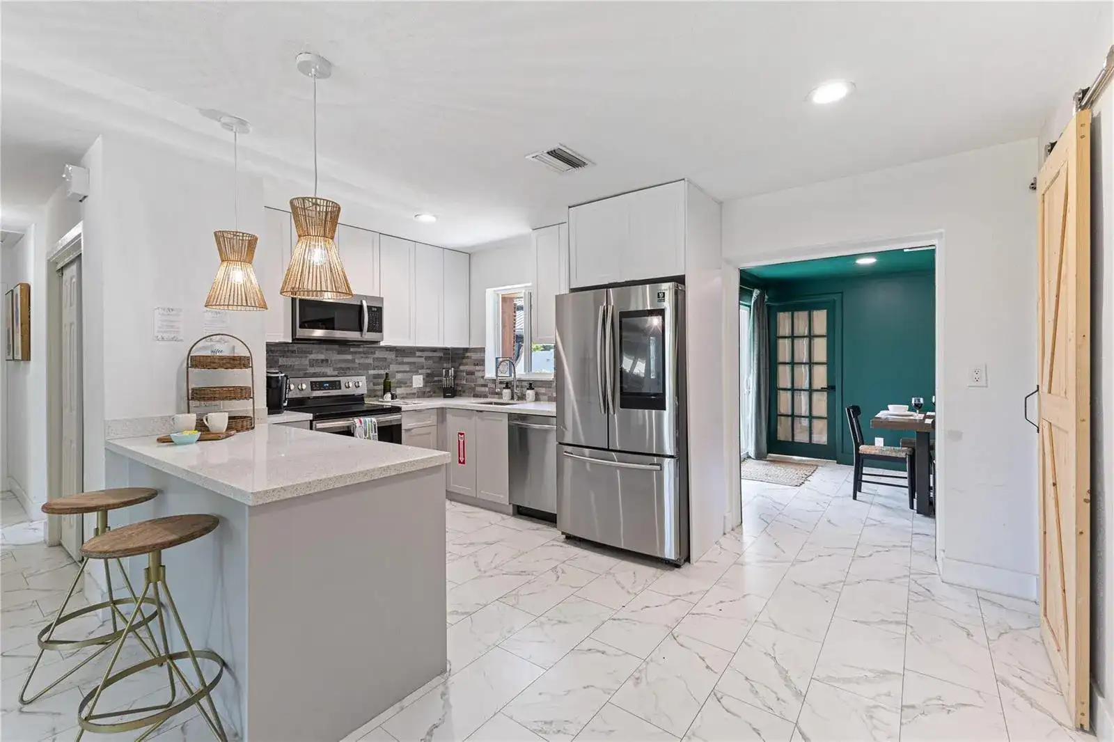 14 NE 29th Street, Wilton Manors FL 33334 photo 5