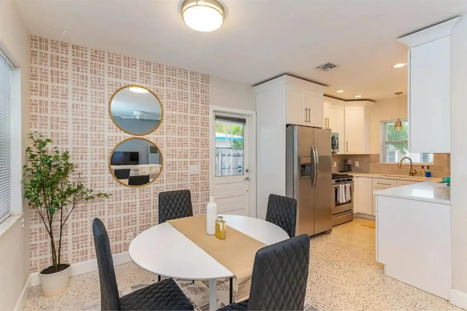 176 SE 27th Place, Boynton Beach FL 33435 photo 5