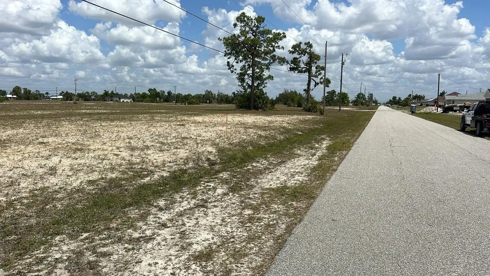 537 NW 15 Terrace, Cape Coral FL 33993 photo 3