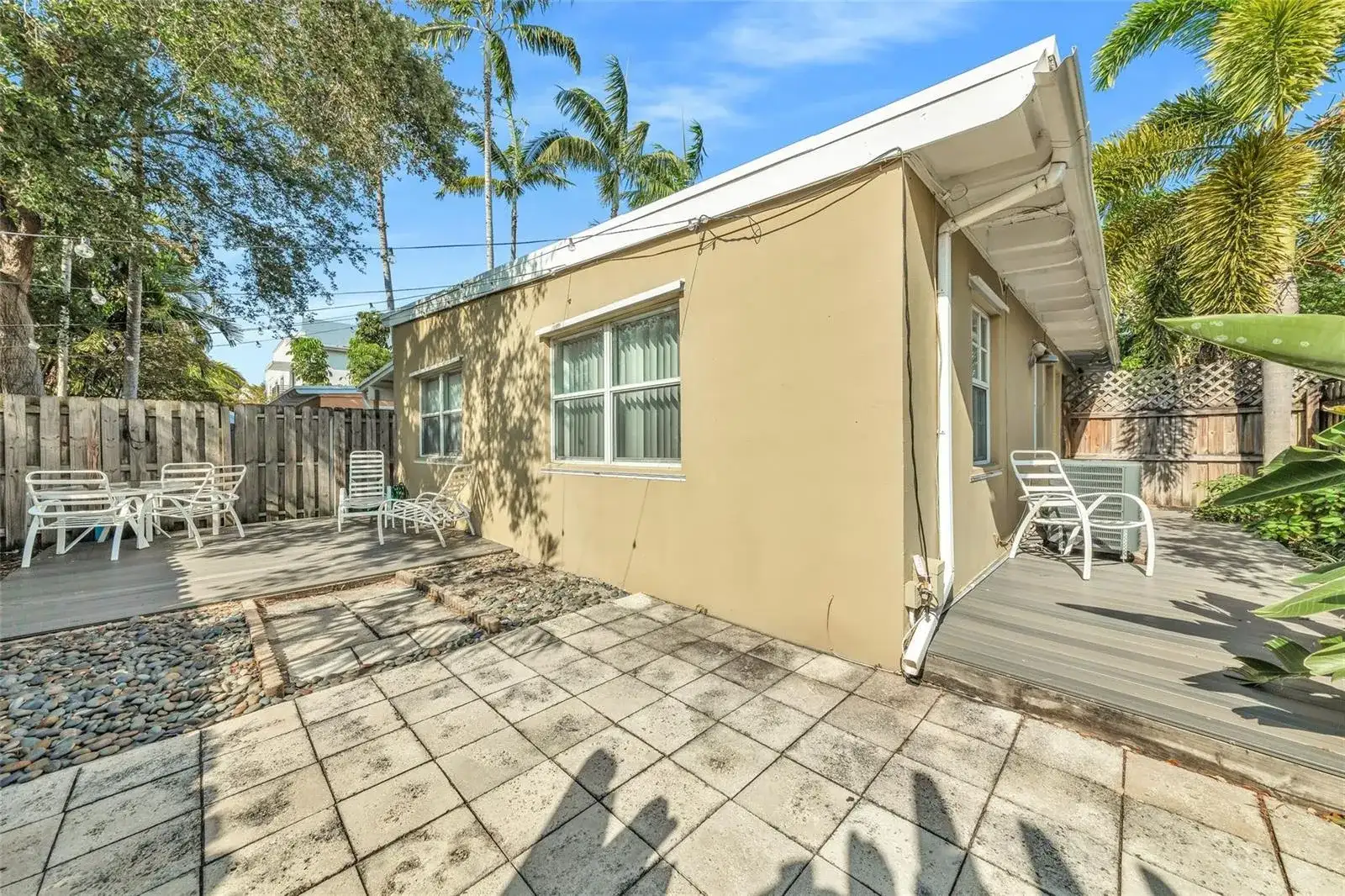 805 NE 17th Avenue # 4, Fort Lauderdale FL 33304 photo 2