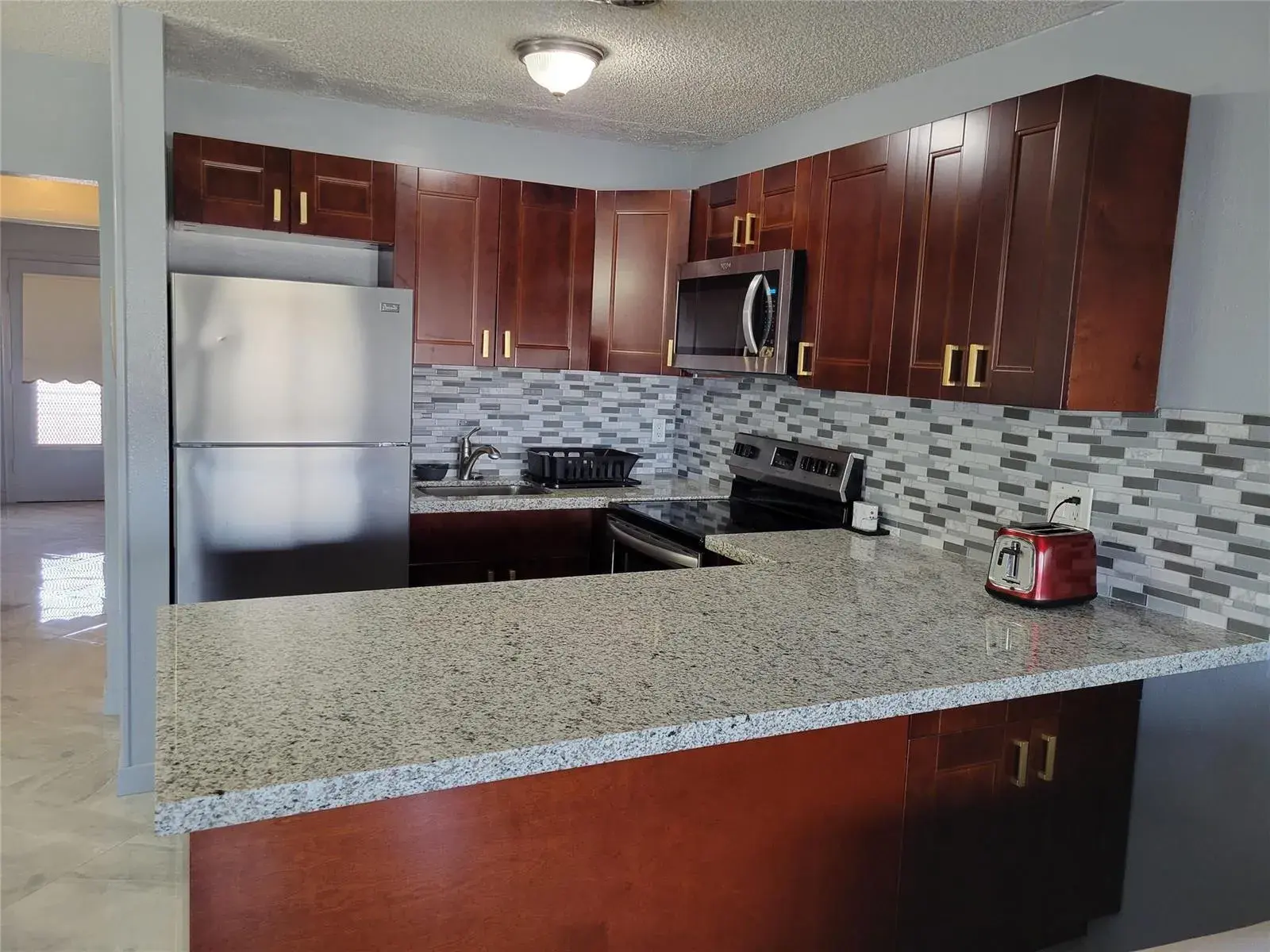 800 SW 11th Avenue # 17, Hallandale Beach FL 33009
