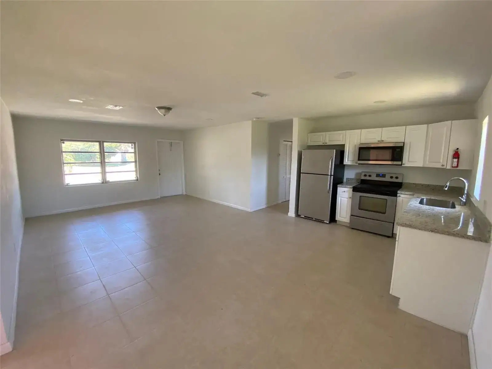 1654 43rd Street, West Palm Beach FL 33407 photo 2