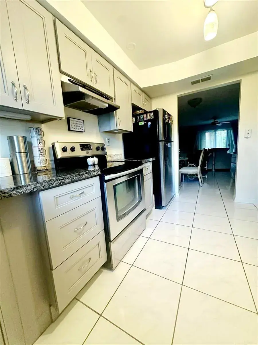 3475 Broken Woods Drive # 101, Coral Springs FL 33065
