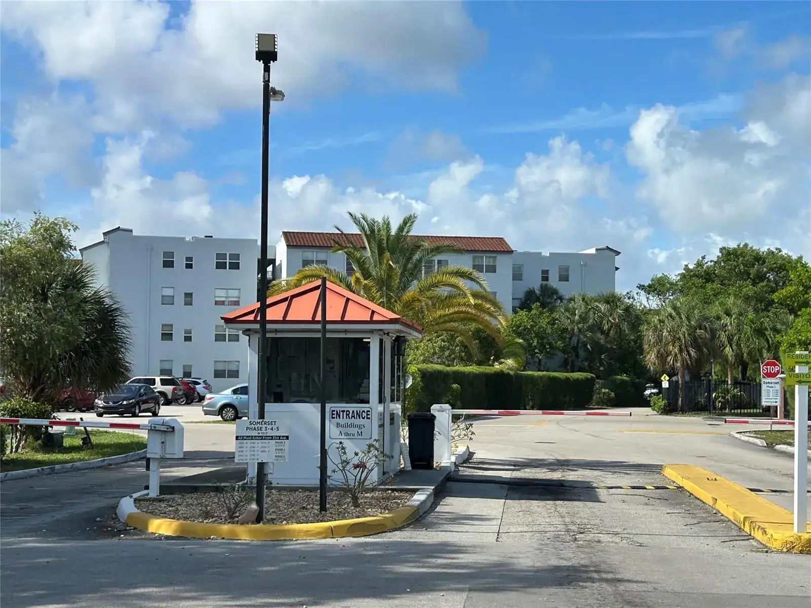 2800 Somerset Drive # 109J, Lauderdale Lakes FL 33311