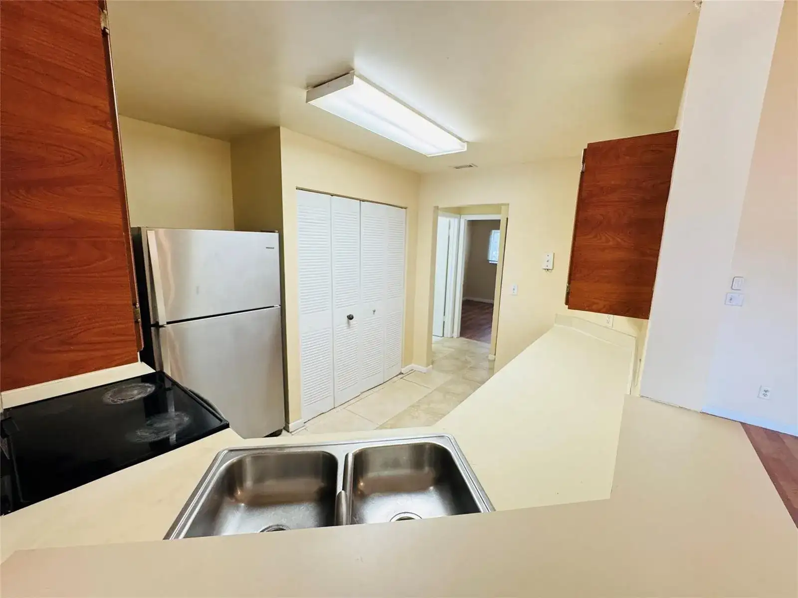 3449 NW 44th Street # 202, Lauderdale Lakes FL 33309 photo 2