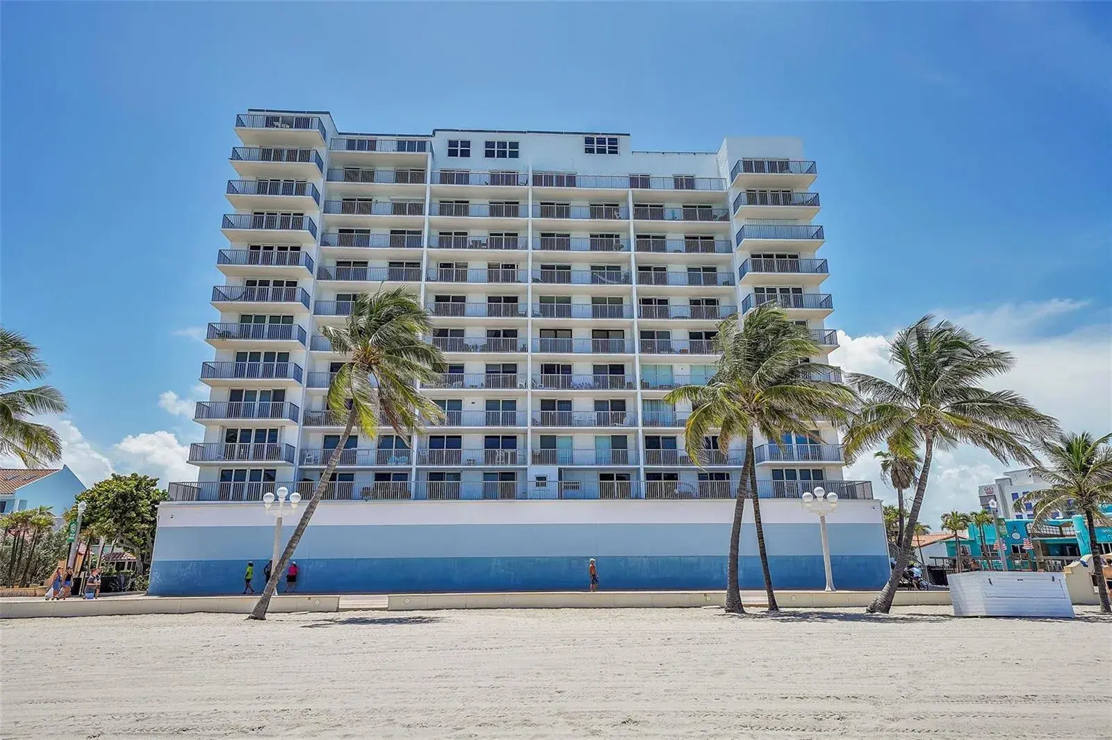 400 N Surf Road # 703, Hollywood FL 33019