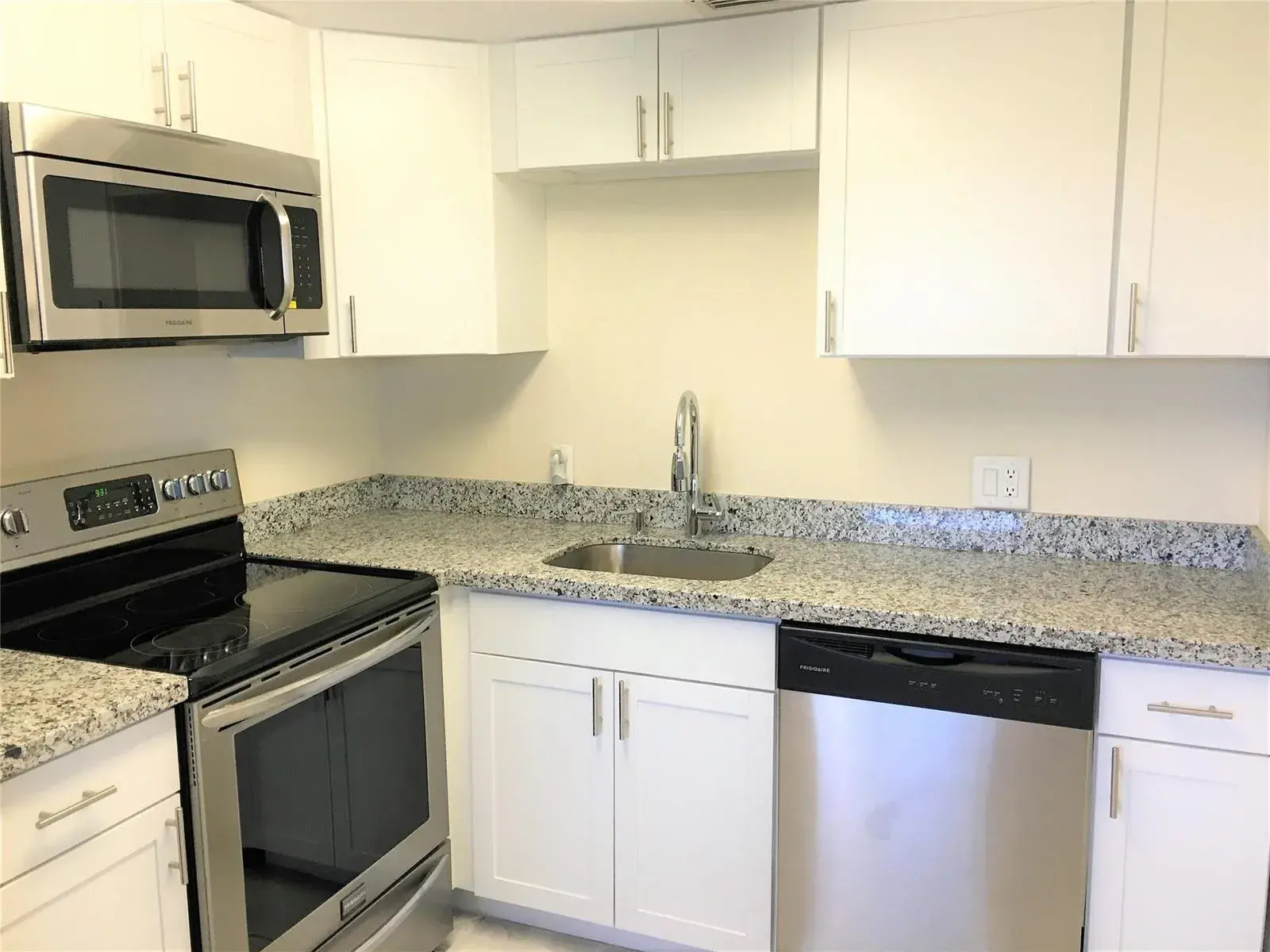 551 SW 135th Avenue # 405b, Pembroke Pines FL 33027