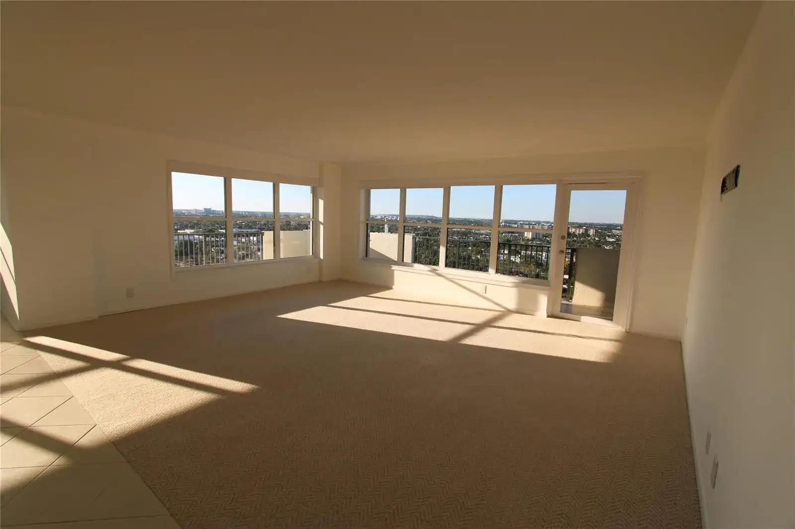 3200 Port Royale Drive # 2007, Fort Lauderdale FL 33308 photo 3