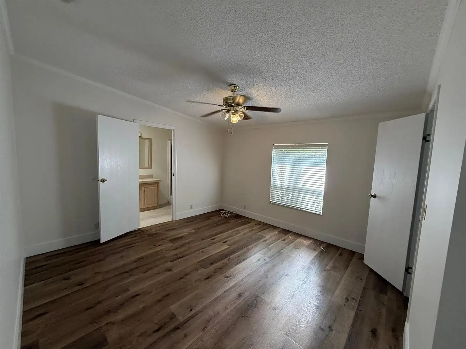 8648 SW 16th Place, Davie FL 33324 photo 5