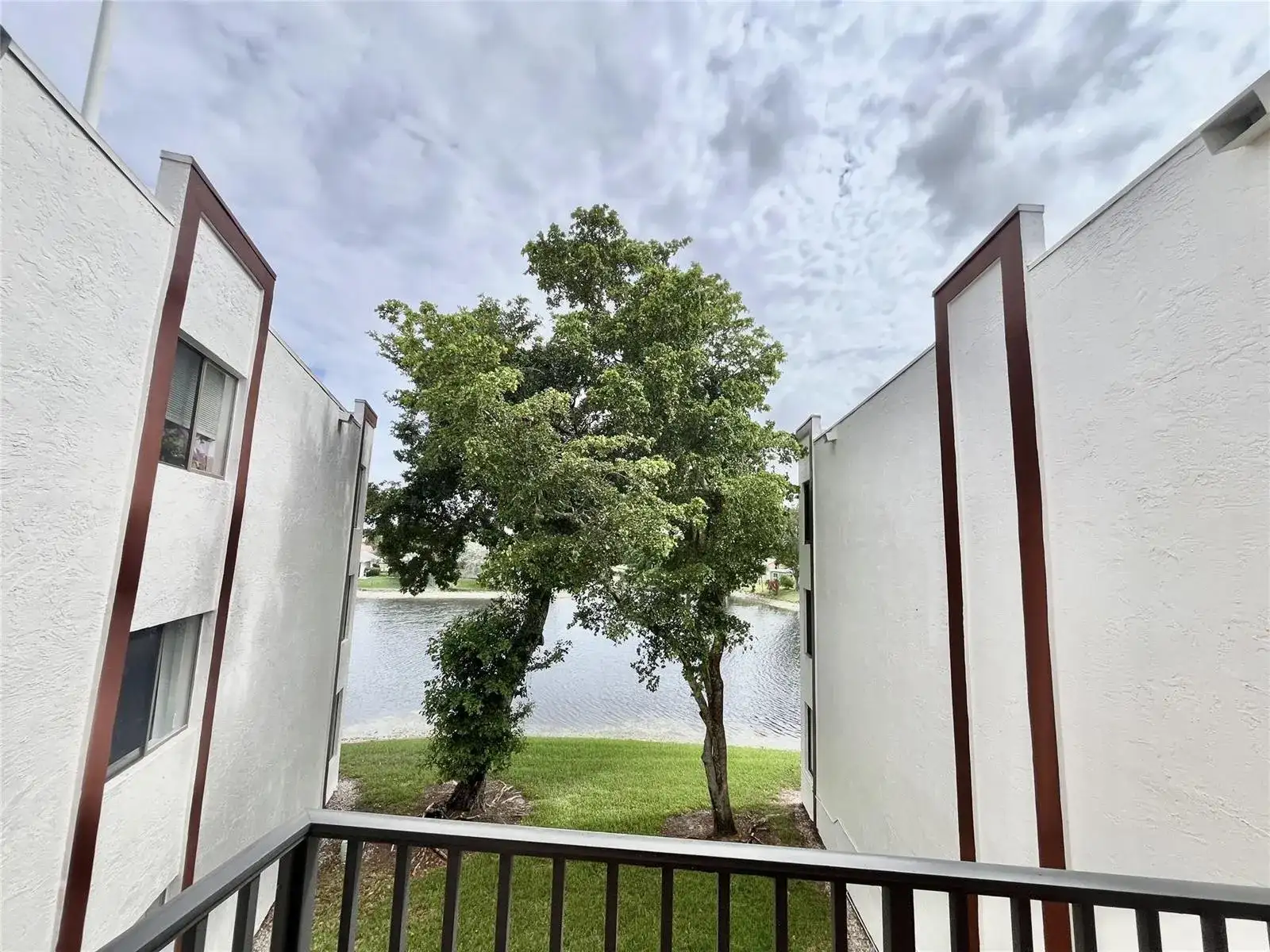 9691 N Belfort Circle # 305, Fort Lauderdale FL 33321 photo 2