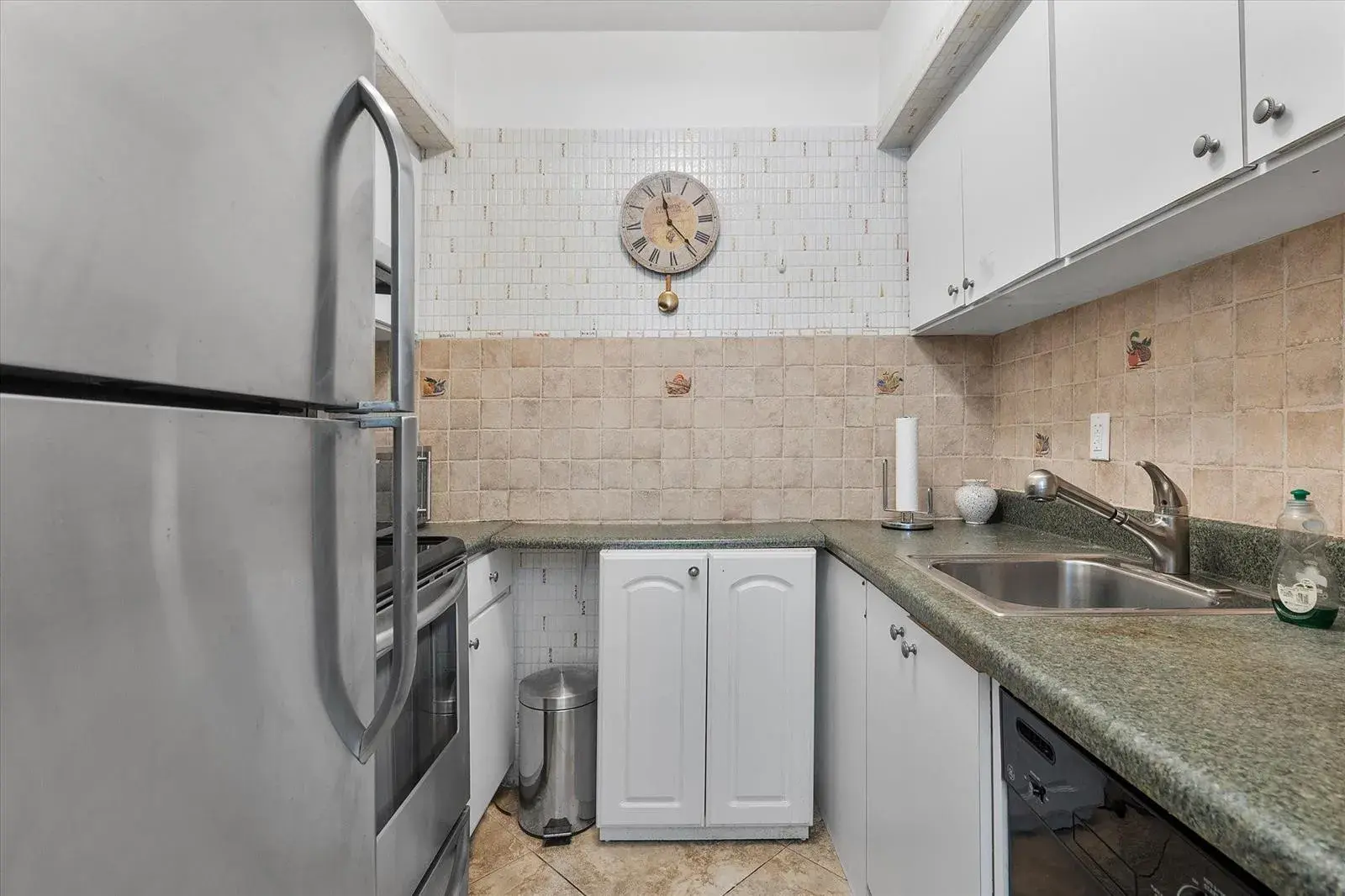 500 Layne Boulevard # 18, Hallandale Beach FL 33009