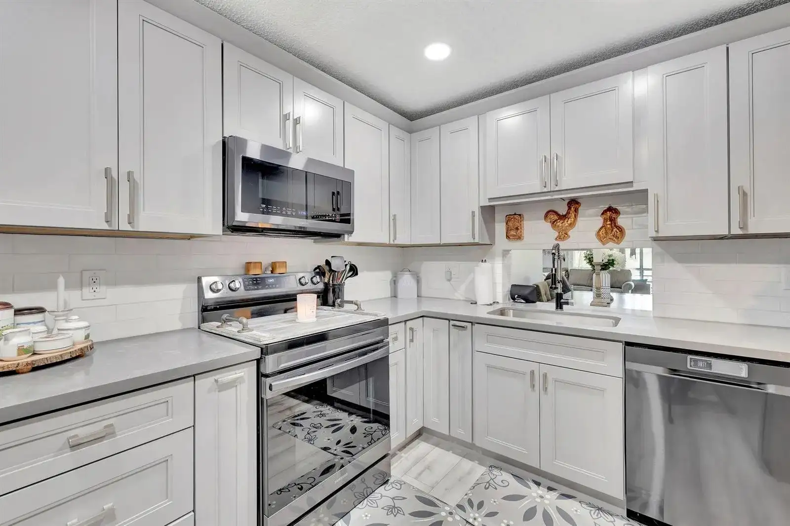 8799 Holly Court # 202, Tamarac FL 33321 photo 3