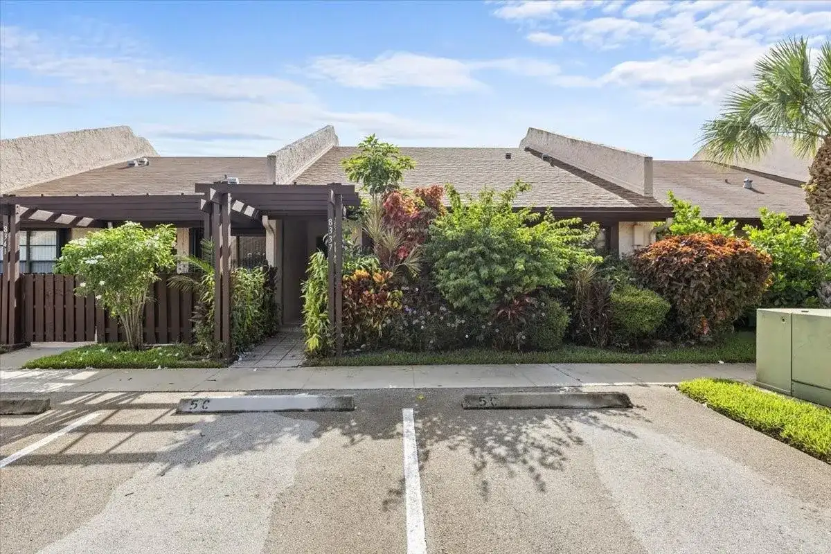 8337 NW 37th Place # 8337, Sunrise FL 33351 photo 2