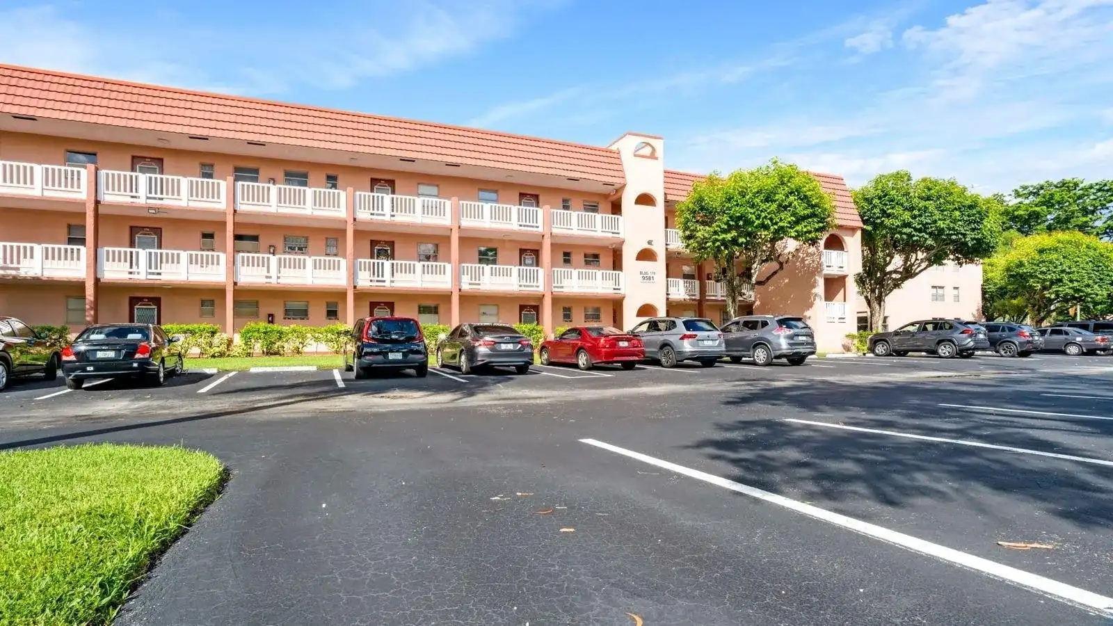 9581 Sunrise Lakes Boulevard # 309, Sunrise FL 33322