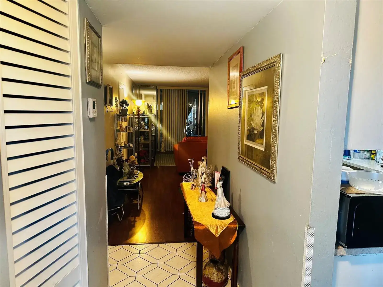 3070 NW 48th Terrace # 307, Lauderdale Lakes FL 33313 photo 3