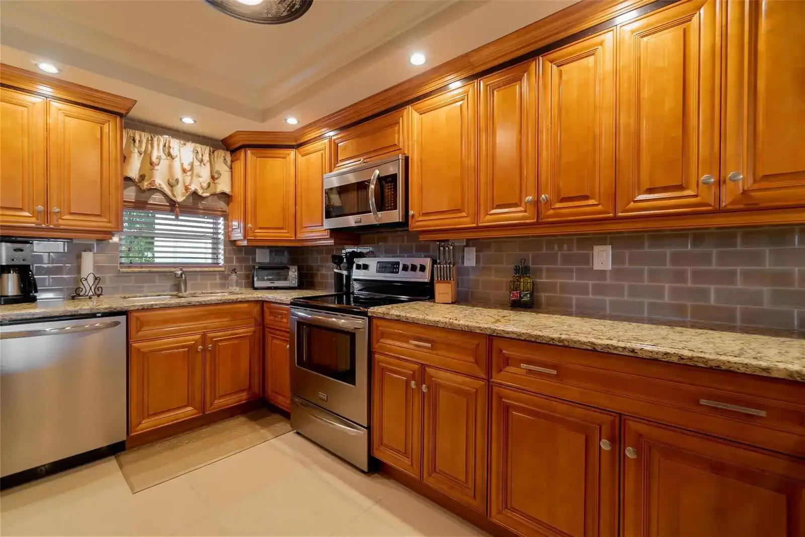 820 S Hollybrook Drive # 209, Pembroke Pines FL 33025