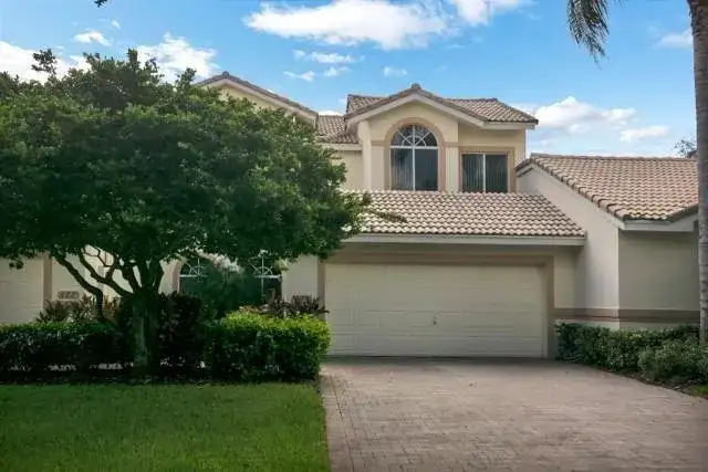 676 W Palm Aire Drive, Pompano Beach FL 33069 photo 2